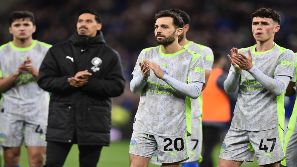 مانشستر سيتي يتعادل مع ايفرتون بصعوبة ويشتعل صراع الدوري الانجليزي