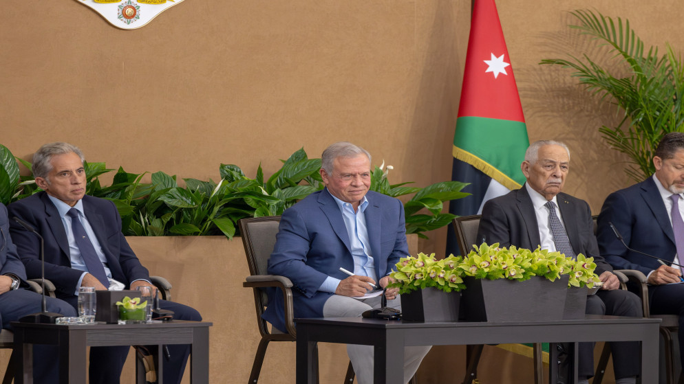 الملك يؤكد: الزرقاء رمز العسكرية الأردنية وقيم التضحية