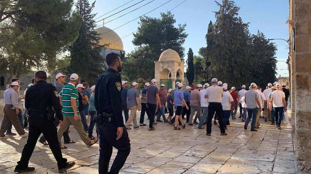 متطرفون يقتحمون المسجد الاقصى بقيادة يهودا غليك