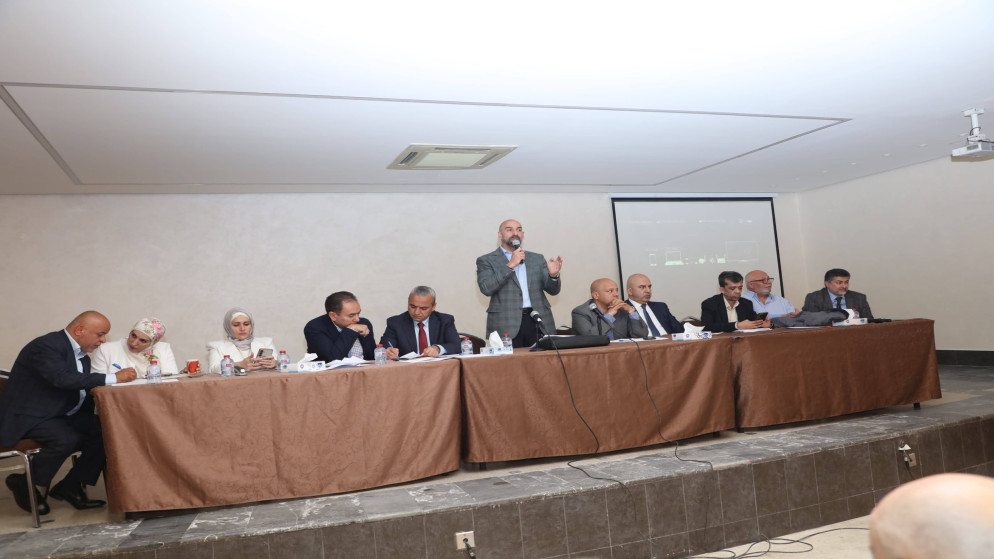 الصيادلة تقر تطوير الخدمات والتحول الرقمي وتؤكد على حقوق المهنة