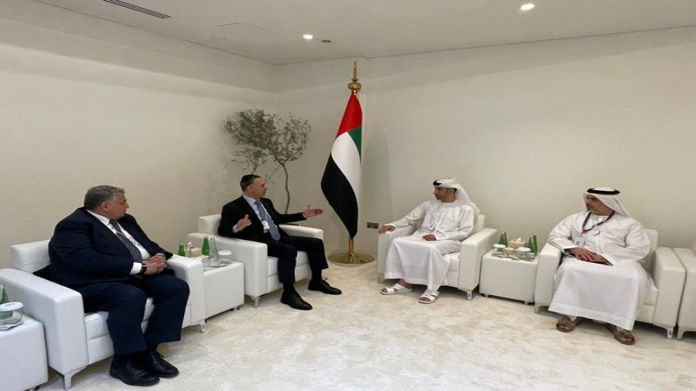 القضاة يبحث مع الإمارات والبحرين تعزيز الشراكات وتسهيل دخول الأدوية الأردنية