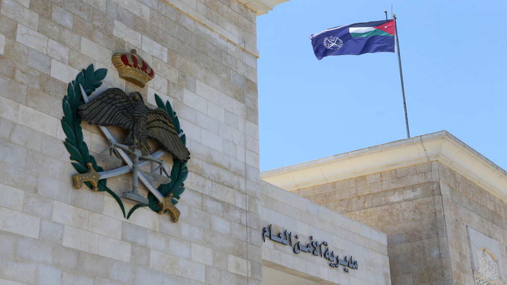 الامن العام يوقف شخصا بتهمة هتك عرض ثلاثة احداث في العاصمة