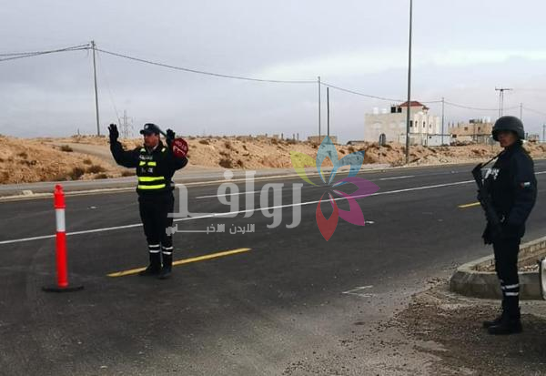 ضبط سائق حافلة حمّل 18 راكبا زيادة
