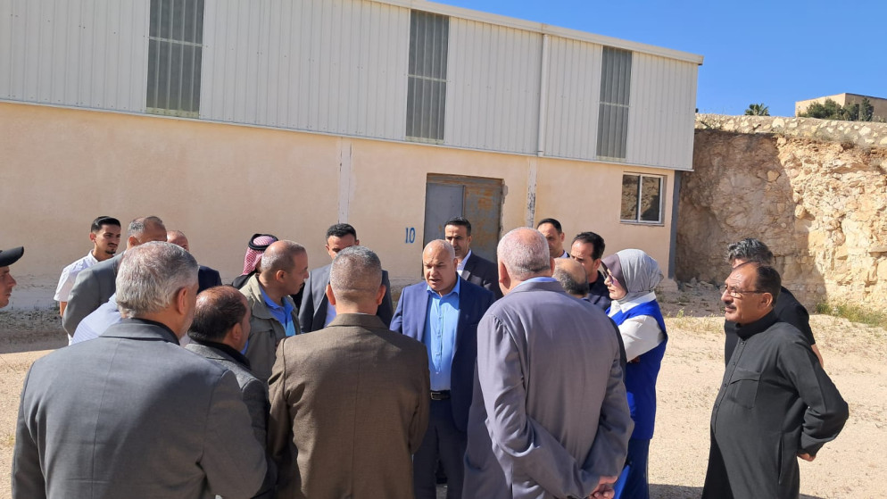 وزير العمل يوجه بتذليل العقبات امام المستثمرين في الفروع الانتاجية بالمفرق