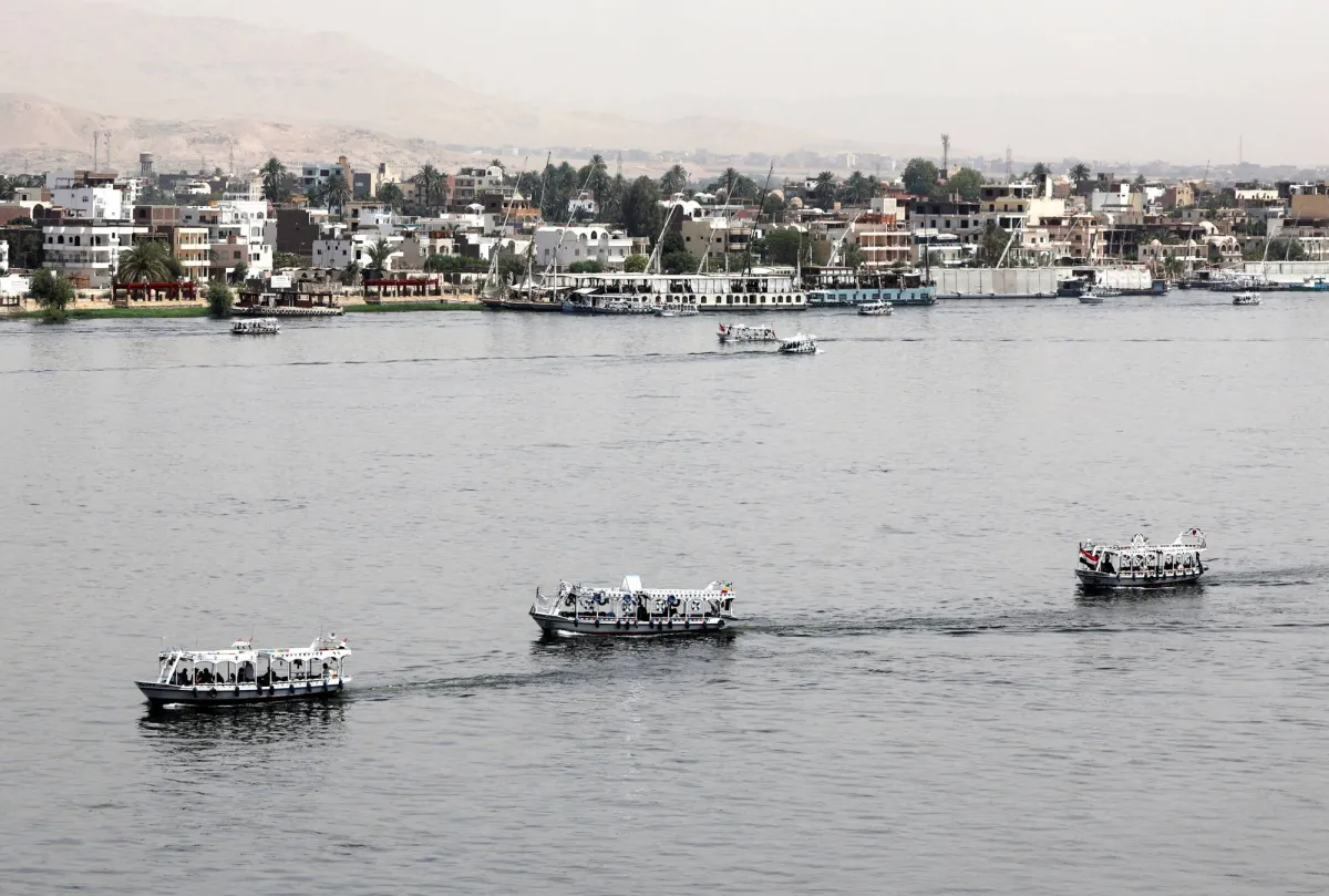 تثبيت تصنيف مصر الائتماني من فيتش رغم تحديات إقليمية