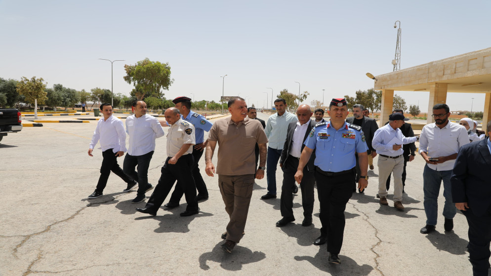 وزير الداخلية يتابع استعدادات موسم الحج بمركز حدود العمري