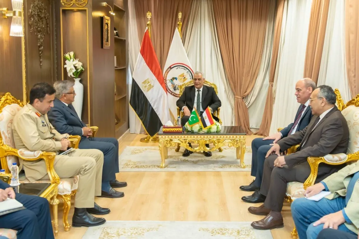 مصر وباكستان تطلقان شراكة استراتيجية في الصناعات الدفاعية
