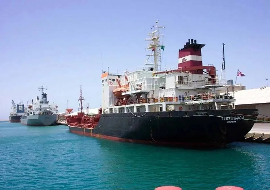 صادرات النفط السعودية تقفز وتدعم فائض الميزان التجاري لمستويات قياسية