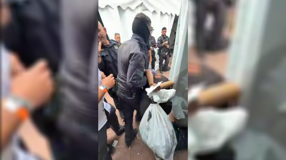 اسرائيل تعيد ناشطي اسطول الصمود بشرط عدم الارتباط بحماس