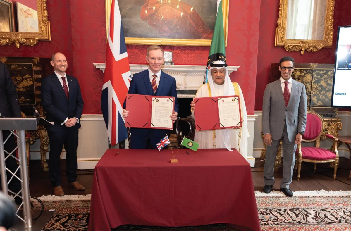 الخليج وبريطانيا توقعان اتفاق تجارة حرة تاريخيا بـ5 مليارات دولار
