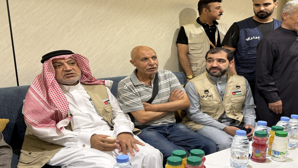 وزير الاوقاف والسفير الاردني يتفقدان اوضاع الحجاج الاردنيين في مكة