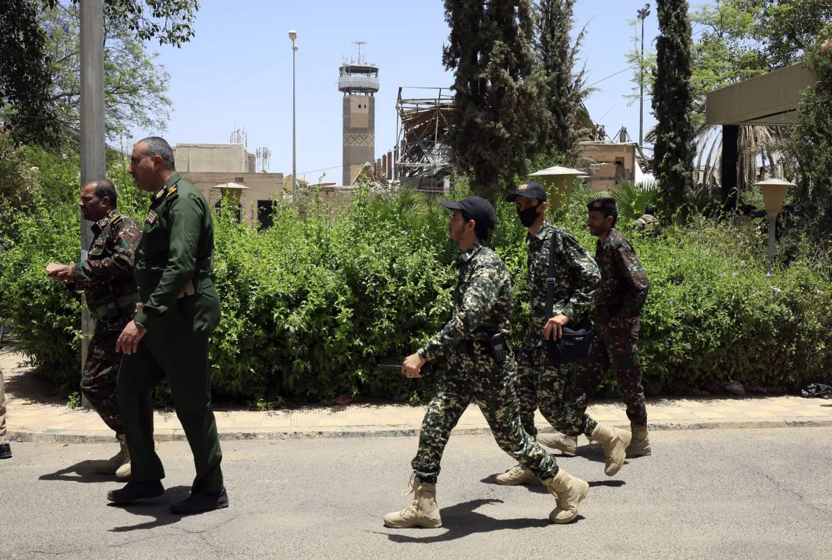 الحوثيون يصعدون القمع في صنعاء بتفجير منازل ومصادرة ممتلكات