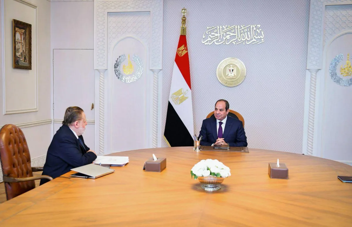 السيسي يوجه بتعزيز الاستدامة المالية واحتواء التضخم في مصر
