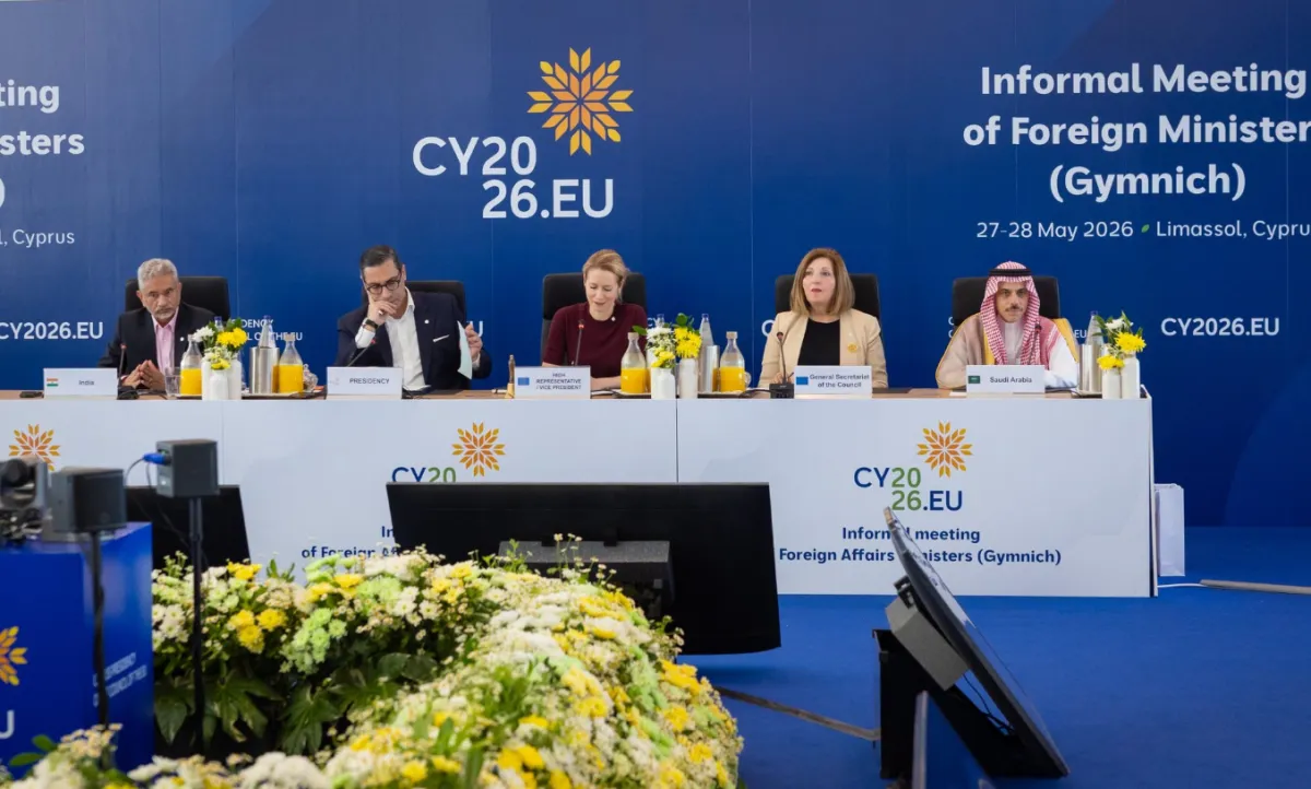 وزير الخارجية السعودي يبحث التطورات الإقليمية في اجتماع قبرص