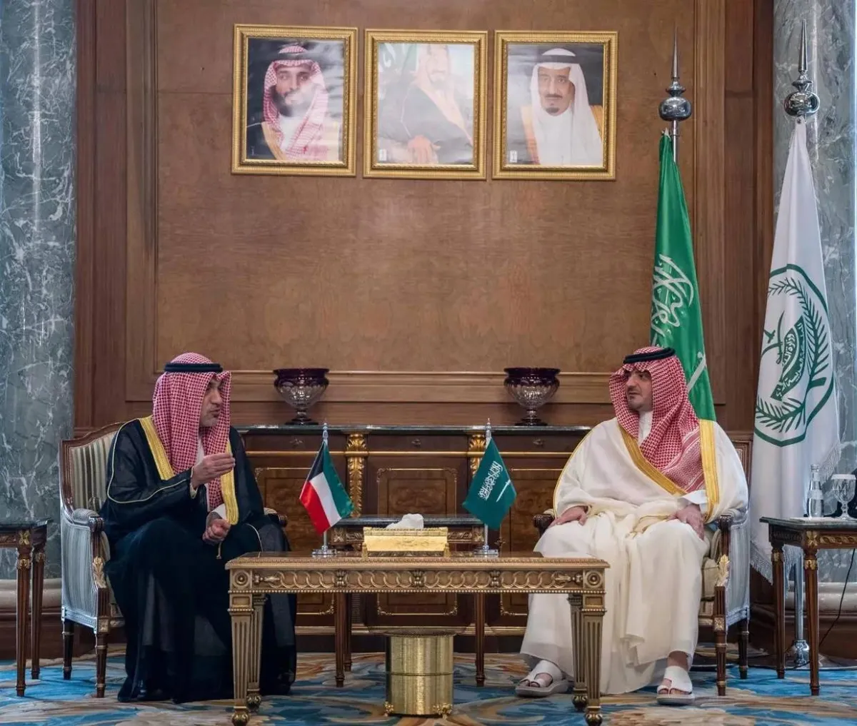 وزيرا داخلية السعودية والكويت يعززان التنسيق الأمني في مكة