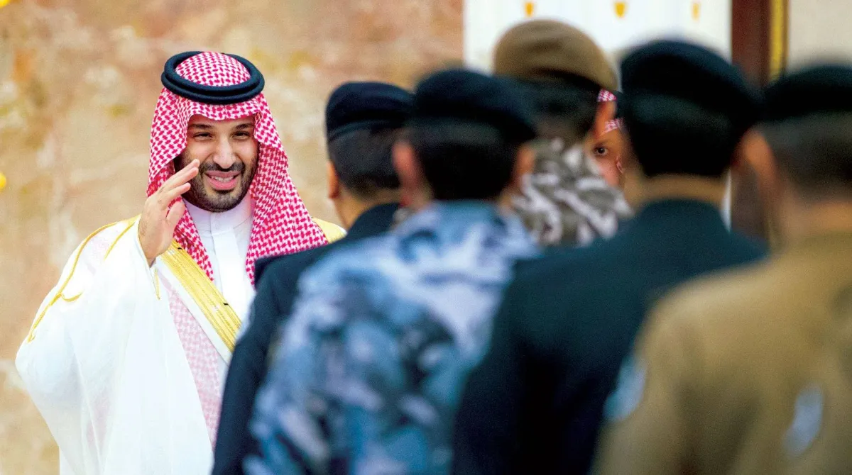 ولي العهد السعودي يشيد بجهود الدفاع في خدمة الحجاج وأمن المنطقة