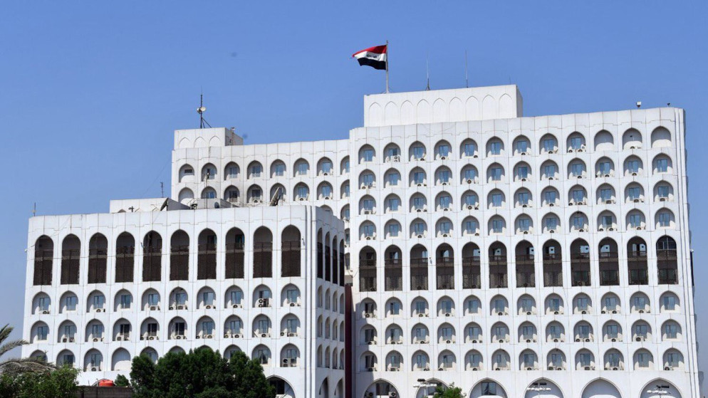 العراق يدين استهداف الكويت: دعوة لضبط النفس وتجنب التصعيد