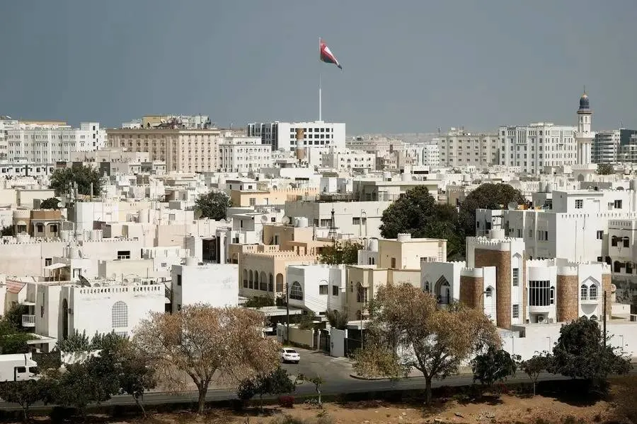 عمان تطرح فرصا استثمارية بعقود شراء مضمونة