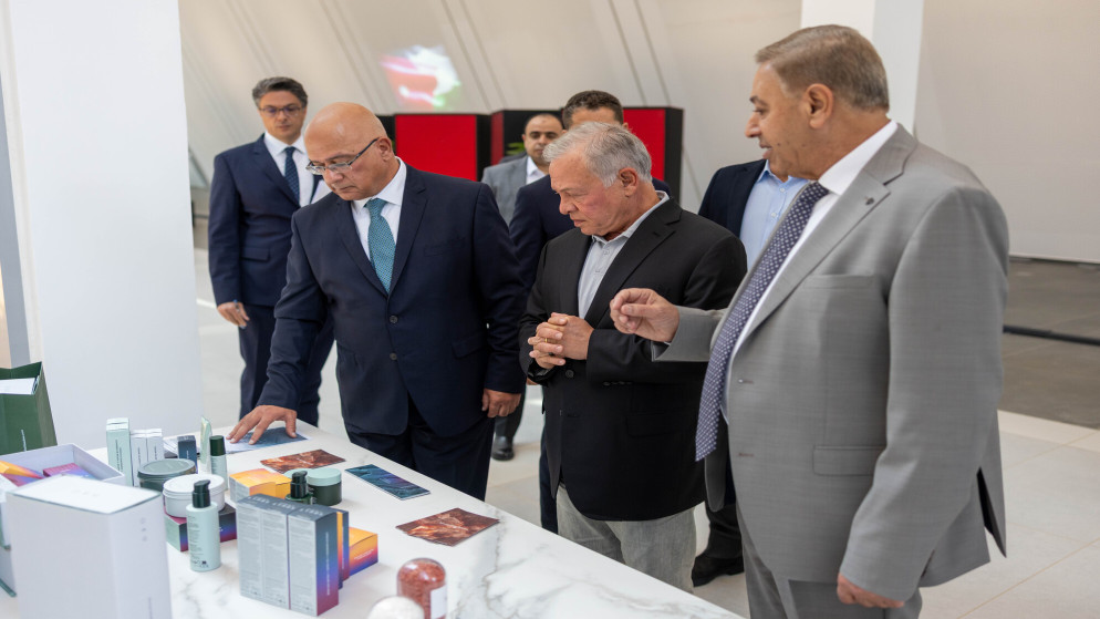 الملك يفتتح مشاريع استراتيجية للبوتاس وبرومين الاردن بقيمة 75 مليون دينار