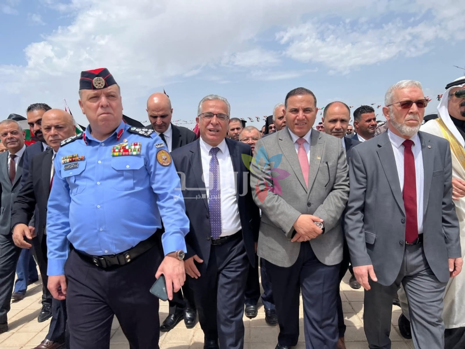 محافظ الزرقاء الدكتور فراس أبو قاعود * بصمة وطنية واضحة في انجاح احتفالات عيد الاستقلال الثمانين *