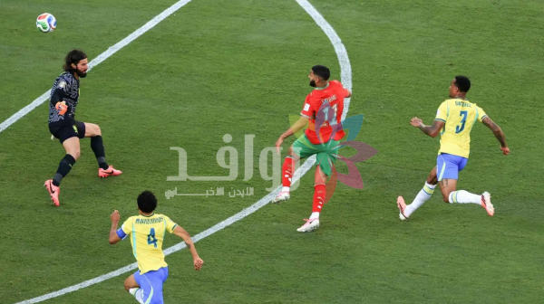 روماريو يحرج مذيعة على الهواء بعد مباراة البرازيل والمغرب