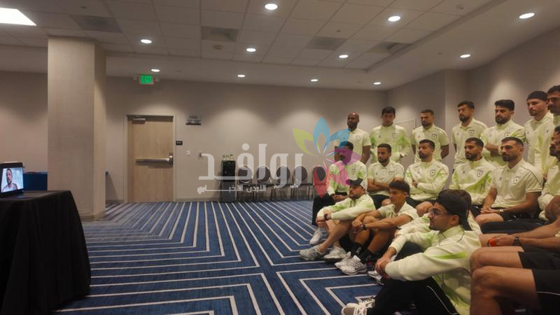 ولي العهد يجدد ثقته بالنشامى خلال اتصال مرئي قبيل مواجهة الجزائر