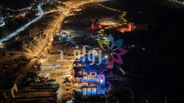 مهرجان جرش يضيء شمعته الـ 40 ويشرع نوافذه برسالة الأردن الحضارية إلى العالم