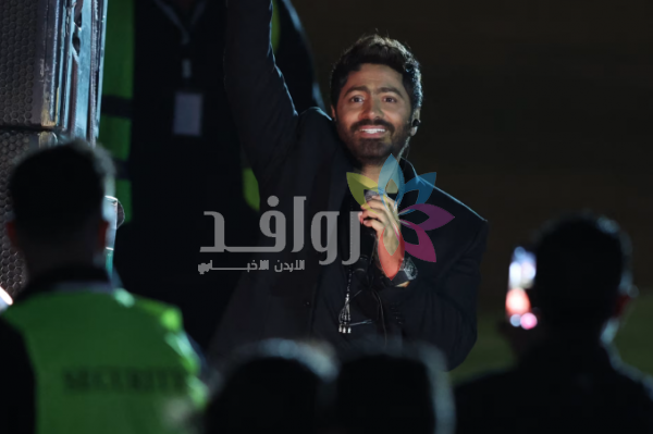 امر حسني يشكر كل من عزّاه بوفاة والده وأشاد بألبومه الجديد