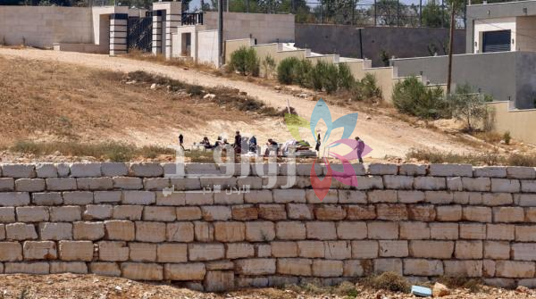 السفير الأميركي لدى الاحتلال عن محاصرة مستوطنين لمنازل فلسطينيين: بلطجة