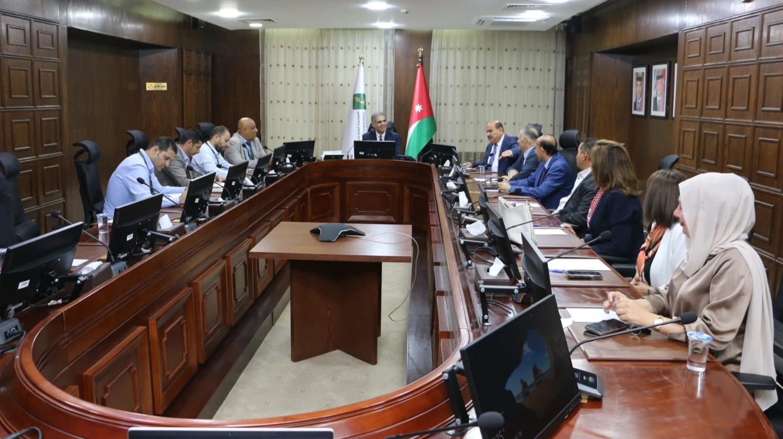تعزيز خدمات الضمان الاجتماعي للمغتربين الاردنيين في لقاء موسع
