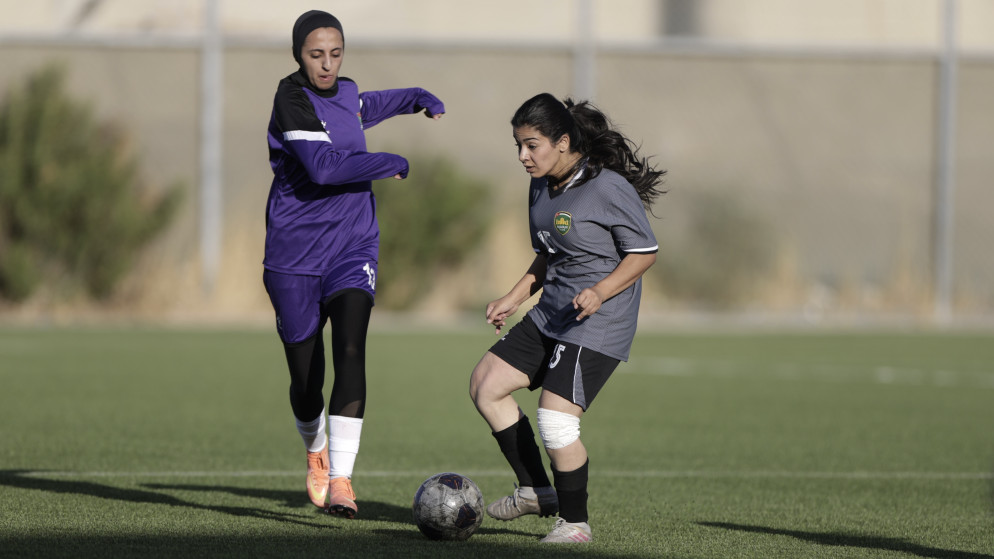 الاهلي يفرض هيمنته على صدارة دوري السيدات للدرجة الاولى
