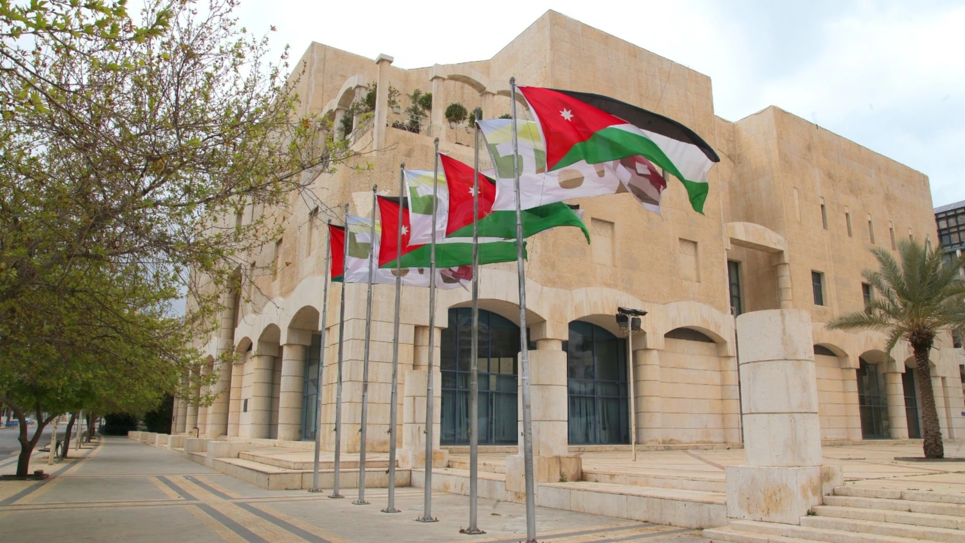 امانة عمان تفرض ضوابط جديدة على تداول الخضار والفواكه لمنع التجاوزات