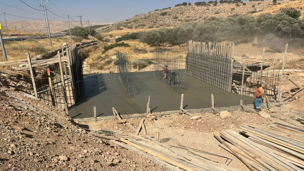 مديرية اشغال الزرقاء تنجز مشاريع صيانة البنية التحتية وتصريف مياه الامطار