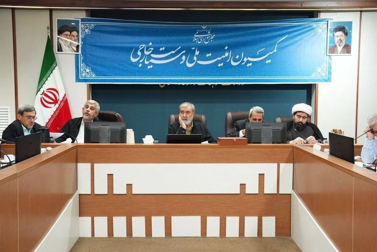 تحرك برلماني ايراني لفرض رسوم على السفن في مضيق هرمز