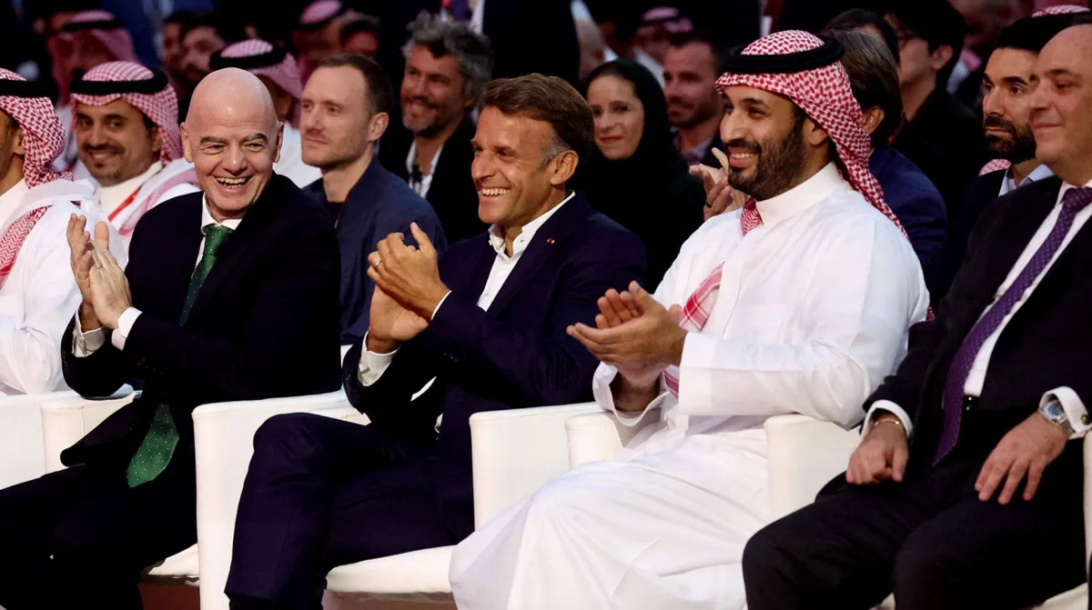 تعزيز الشراكة الاستراتيجية بين السعودية وفرنسا في قمة باريس