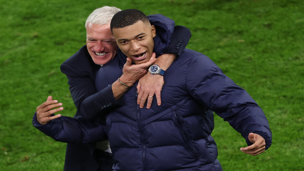 مبابي يودع ديشان برسالة عاطفية في ظهوره الاخير مع منتخب فرنسا