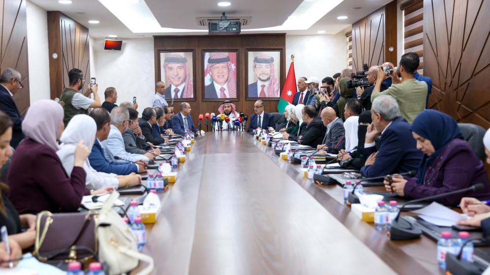 التربية النيابية تحسم الجدل حول توزيع طلبة التوجيهي وتكشف تفاصيل المسار التقني