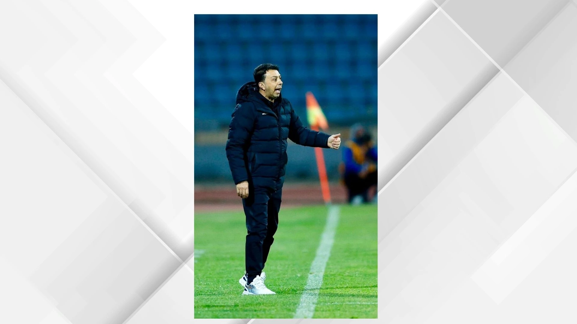 جمال محمود يقود الجهاز الفني الاردني لفريق الامارات