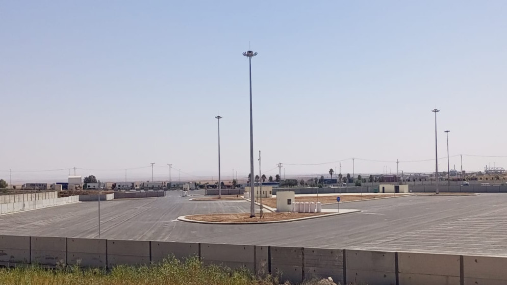 انجاز ساحة انتظار الشاحنات في مركز حدود جابر لتعزيز الخدمات اللوجستية