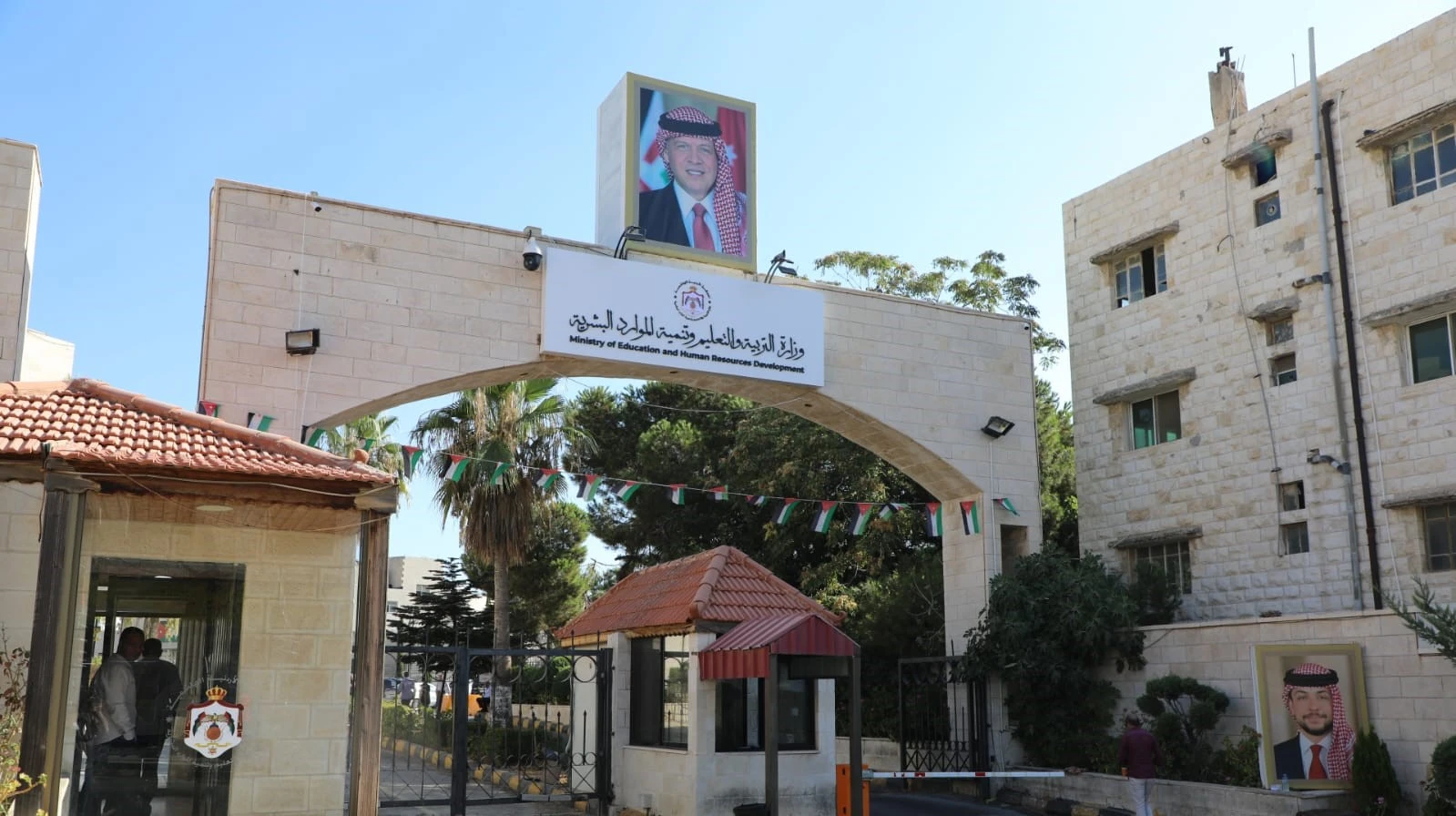 تسهيلات جديدة لطلبة الدبلوم المتوسط في التجسير بالجامعات