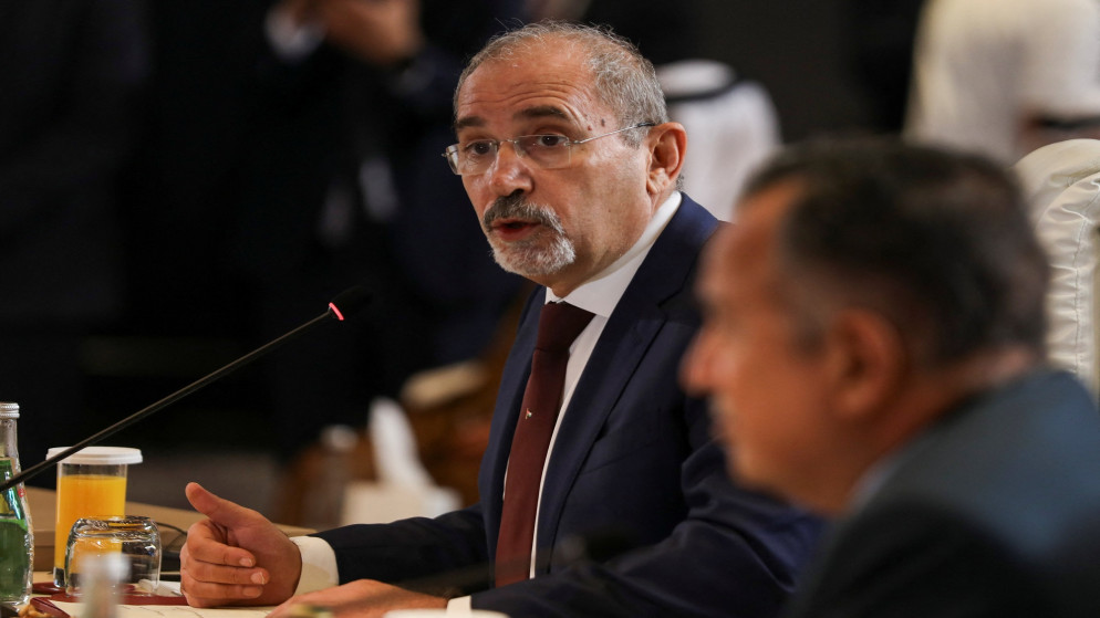 الصفدي يبحث مع بكين تعزيز التعاون الدولي لتحقيق السلام والاستقرار