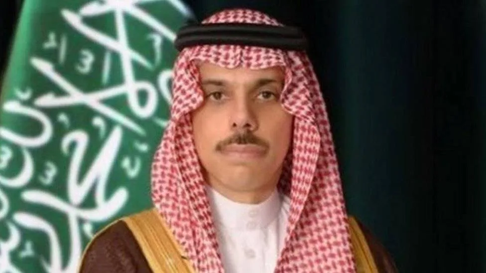 تحركات دبلوماسية سعودية مكثفة مع قطر وتركيا لتهدئة الاوضاع في المنطقة