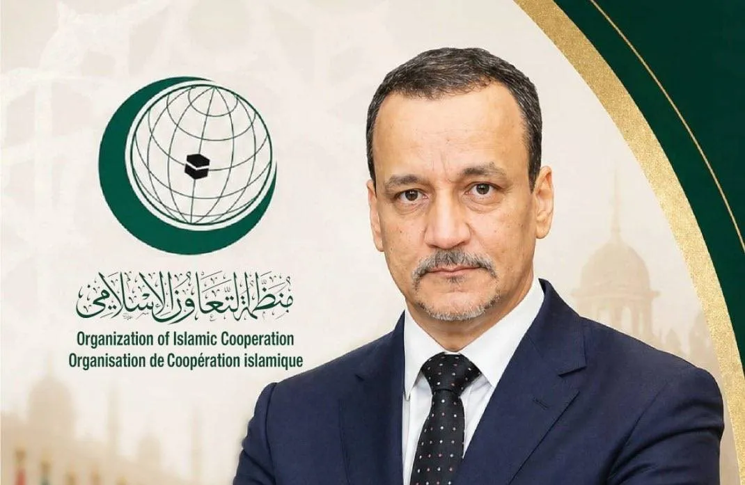 اسماعيل ولد الشيخ احمد امينا عاما لمنظمة التعاون الاسلامي