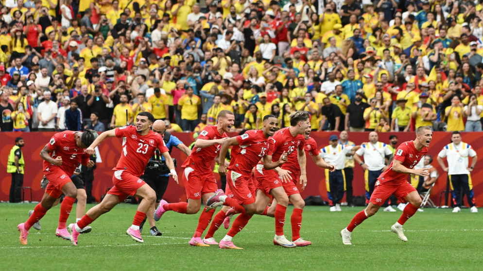 سويسرا تطيح بكولومبيا وتبلغ ربع نهائي كاس العالم في انجاز تاريخي