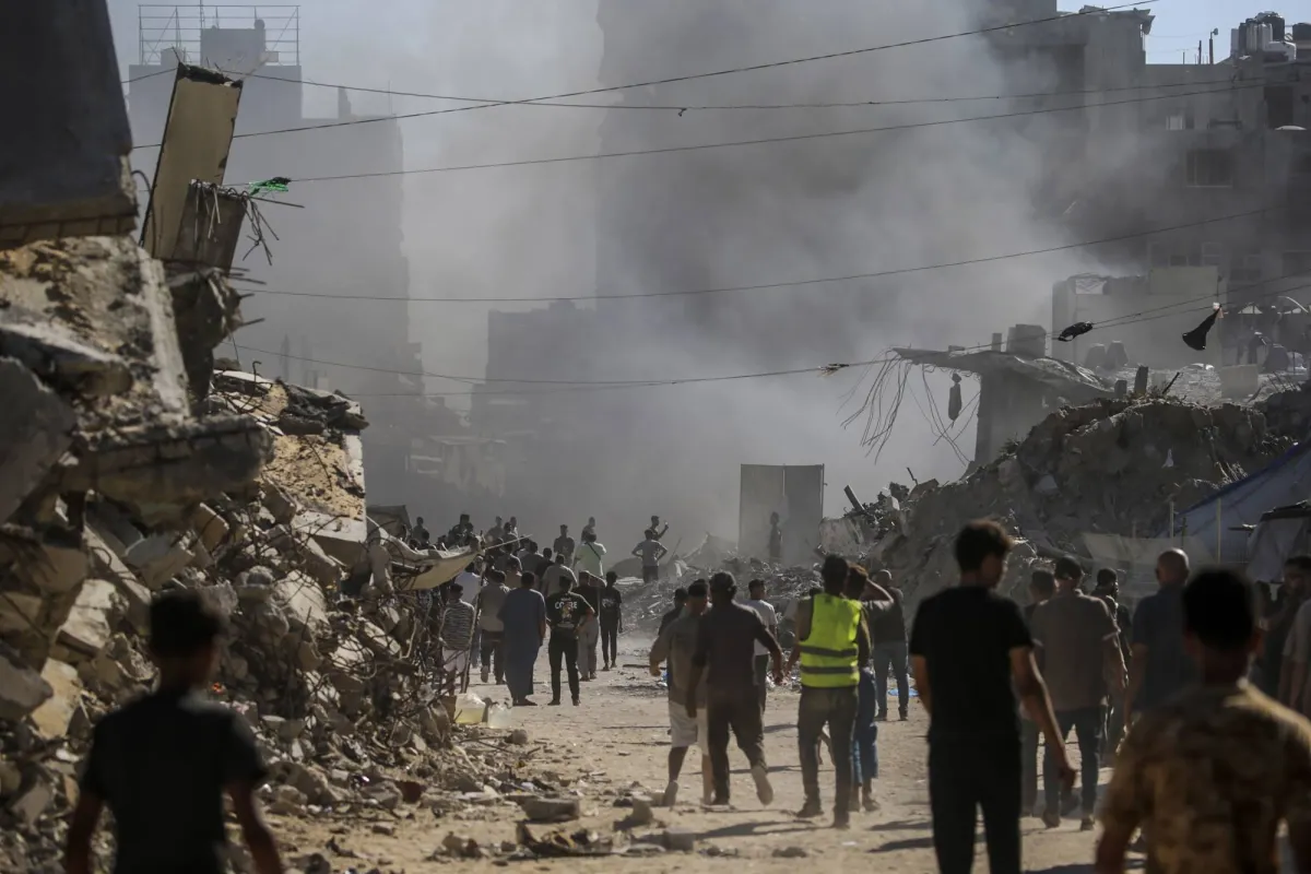 مقتل فلسطيني وتصعيد عسكري مستمر في مناطق متفرقة من قطاع غزة