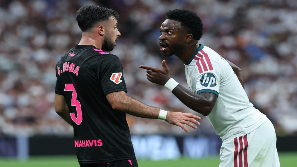 ريال مدريد يعزز صدارته للدوري الاسباني بانتصار عريض على ملقة