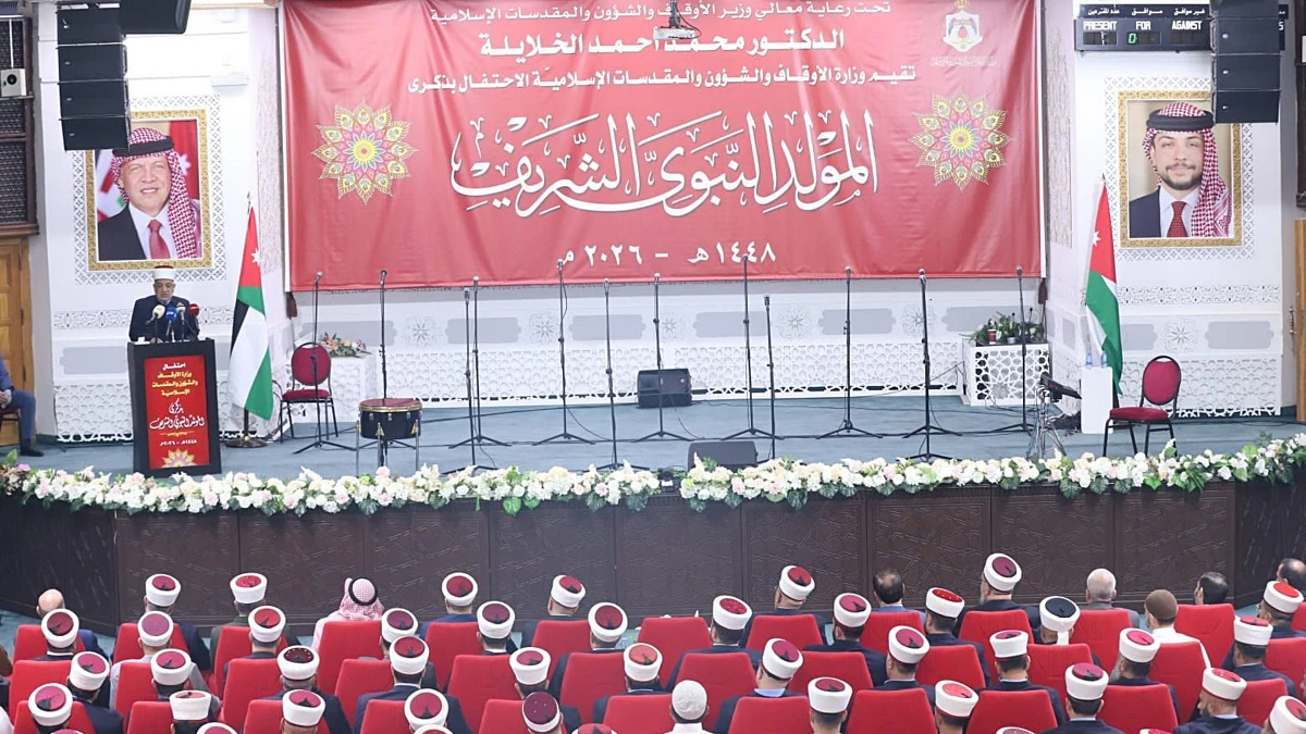 وزير الاوقاف يؤكد اهمية استلهام القيم النبوية في ذكرى المولد الشريف