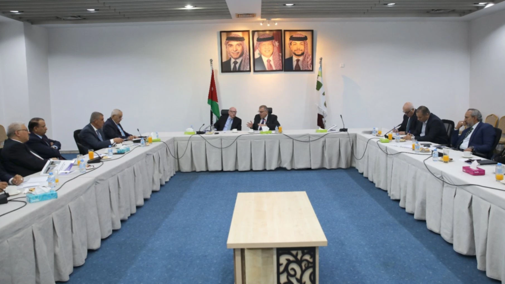 خطة شاملة لصيانة طرق عمان واطلاق خدمات رقمية جديدة قبل نهاية العام