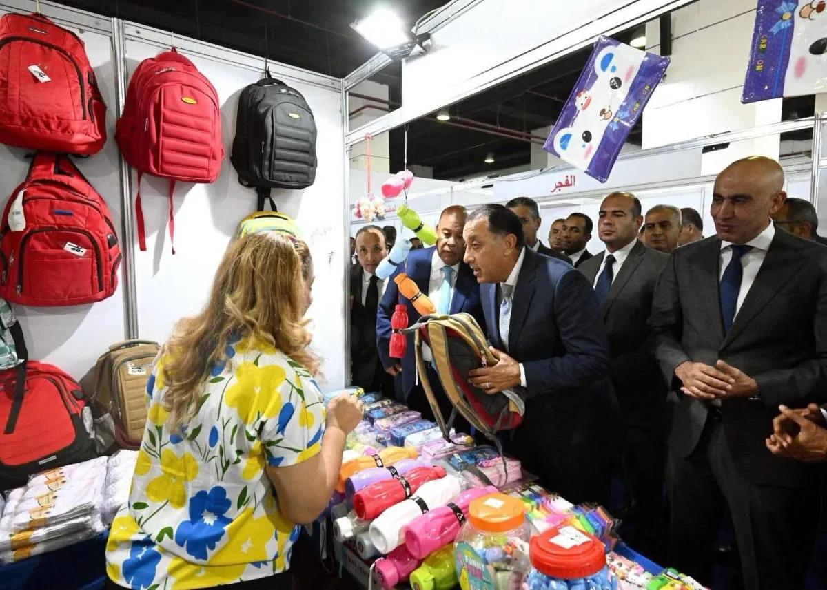أعباء السابلايز ترهق ميزانية الأسر المصرية مع اقتراب الموسم الدراسي