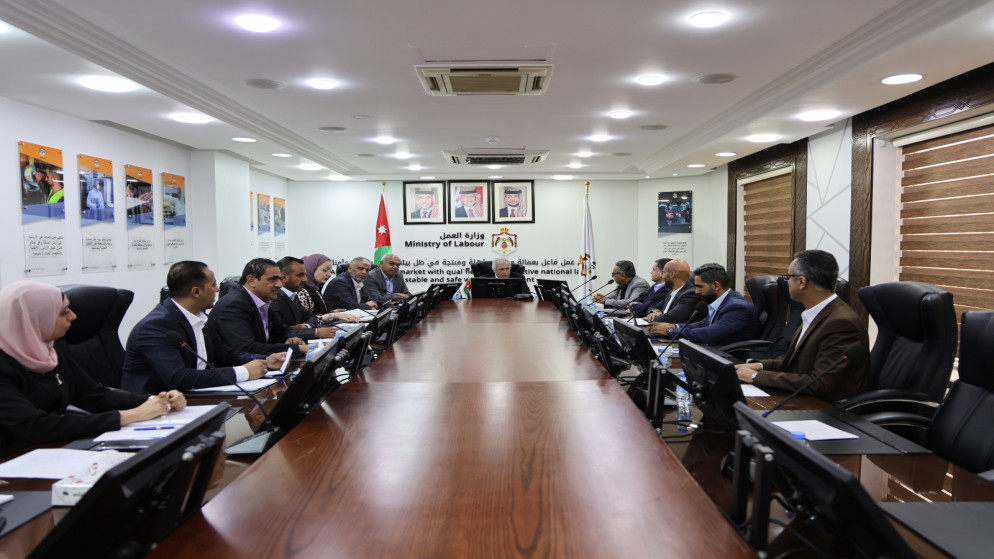 مشروع الناقل الوطني يفتح ابواب التوظيف والتدريب للشباب الاردني